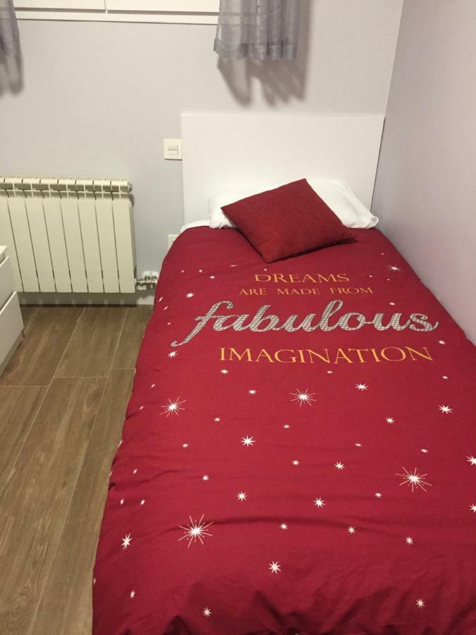 Apartamentos San Lazaro Сарагоса Екстер'єр фото